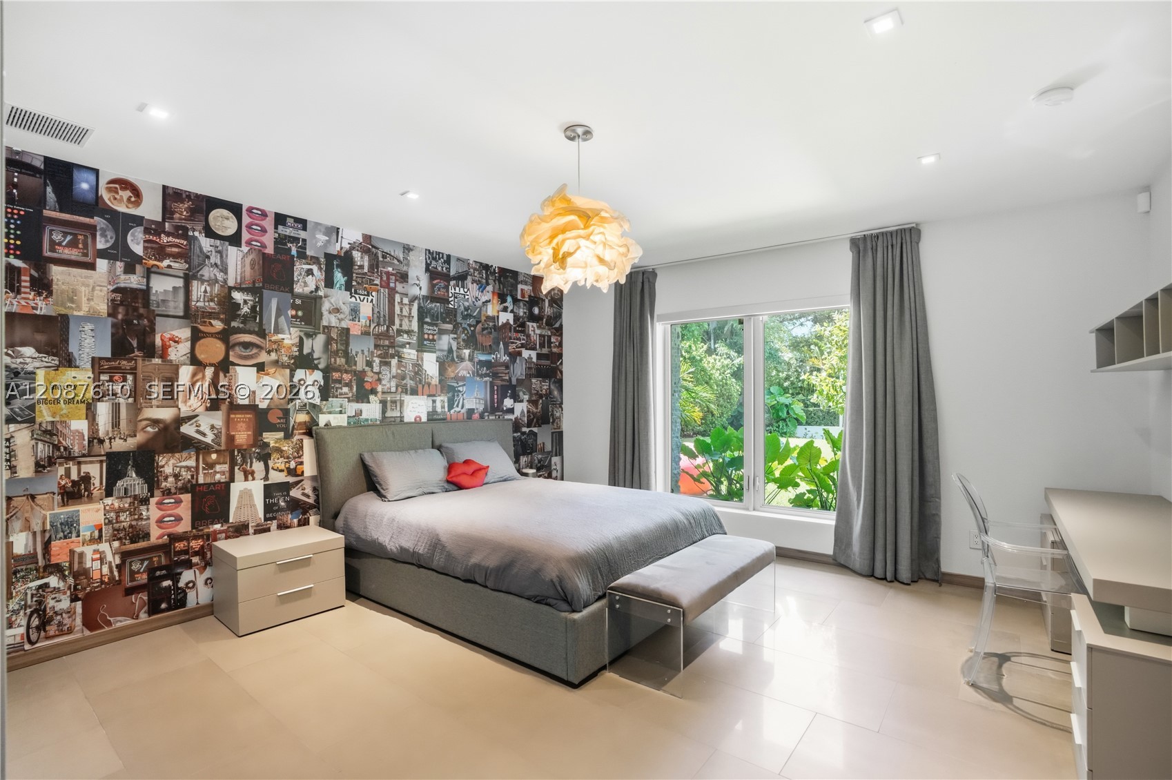 9301 N Bayshore Dr, Miami Shores FL 33138