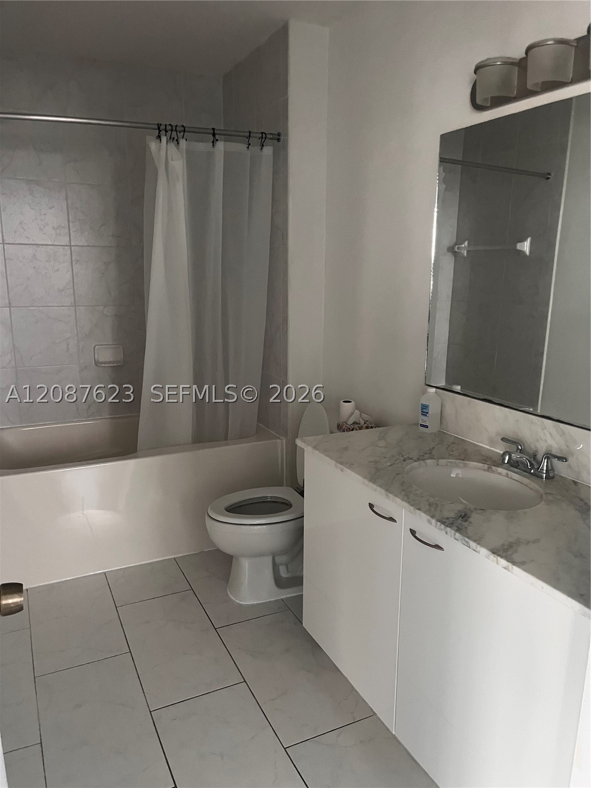 133 NE 2nd Ave #2301, Miami FL 33132