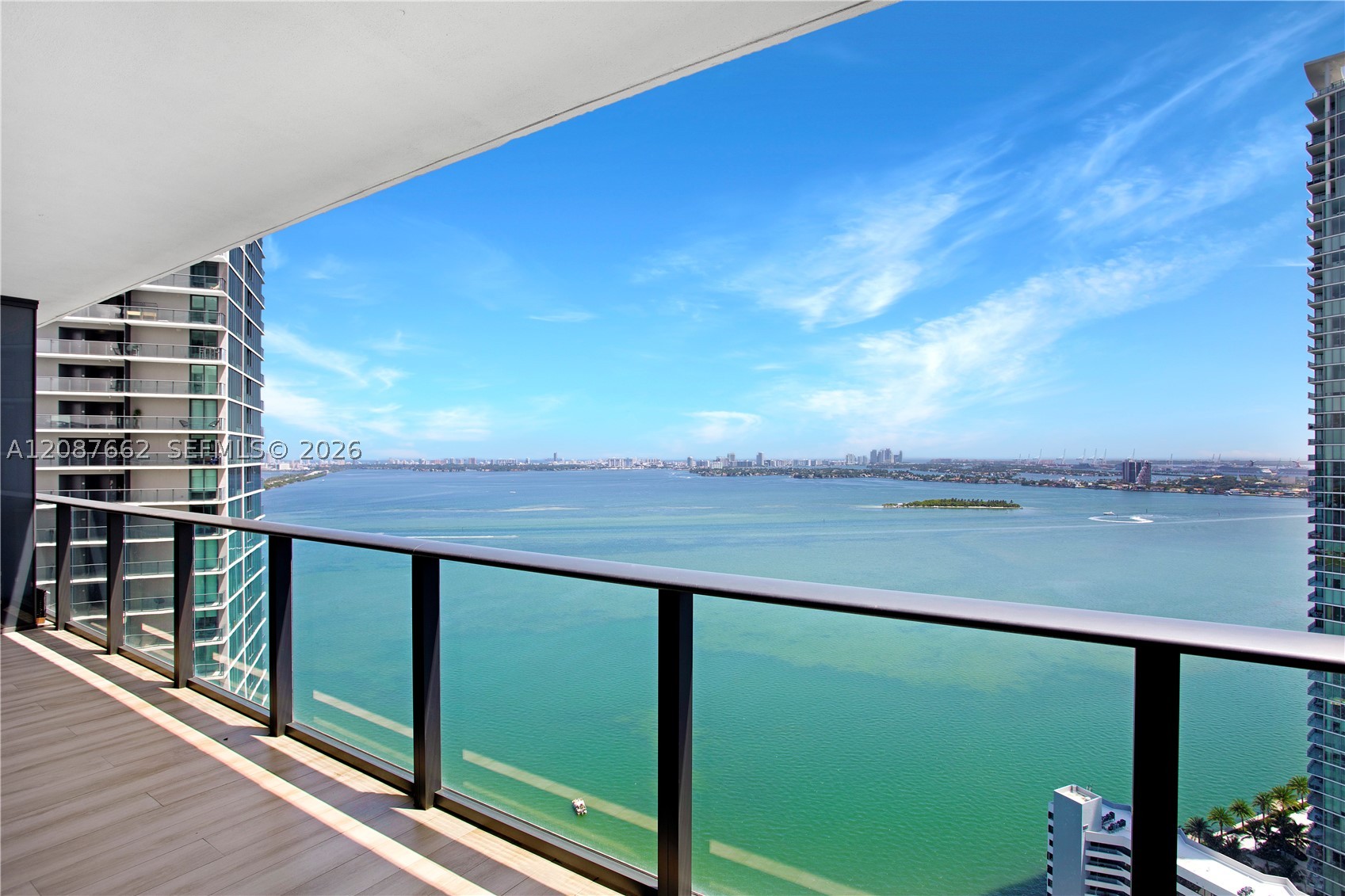 650 NE 32nd St #2802, Miami FL 33137