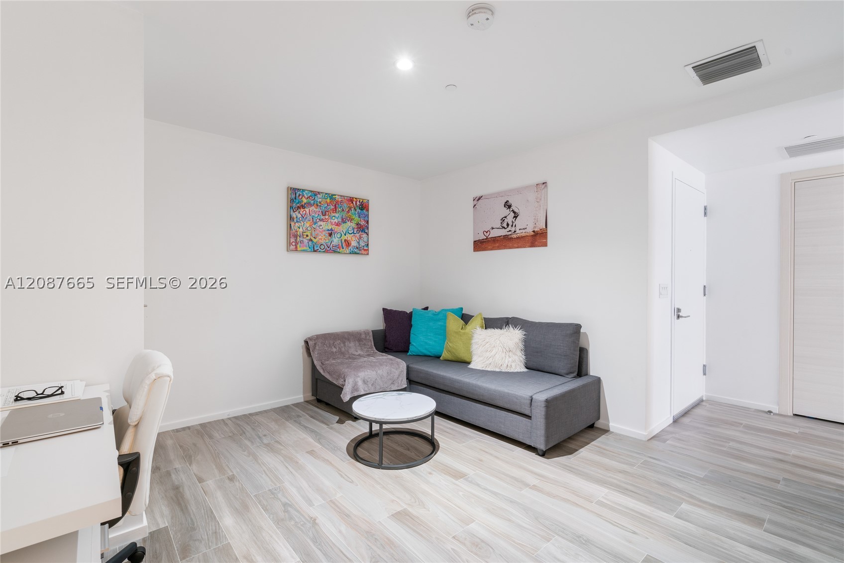 801 S Miami Ave #1002, Miami FL 33130