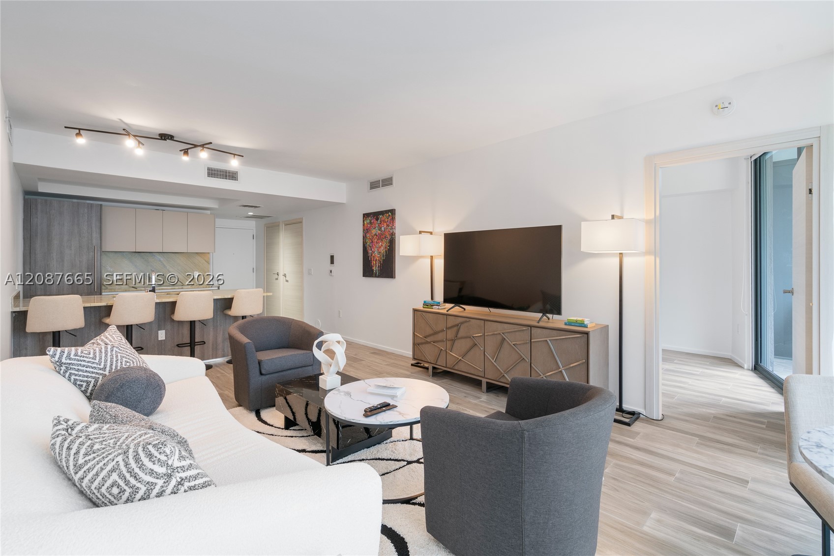 801 S Miami Ave #1002, Miami FL 33130