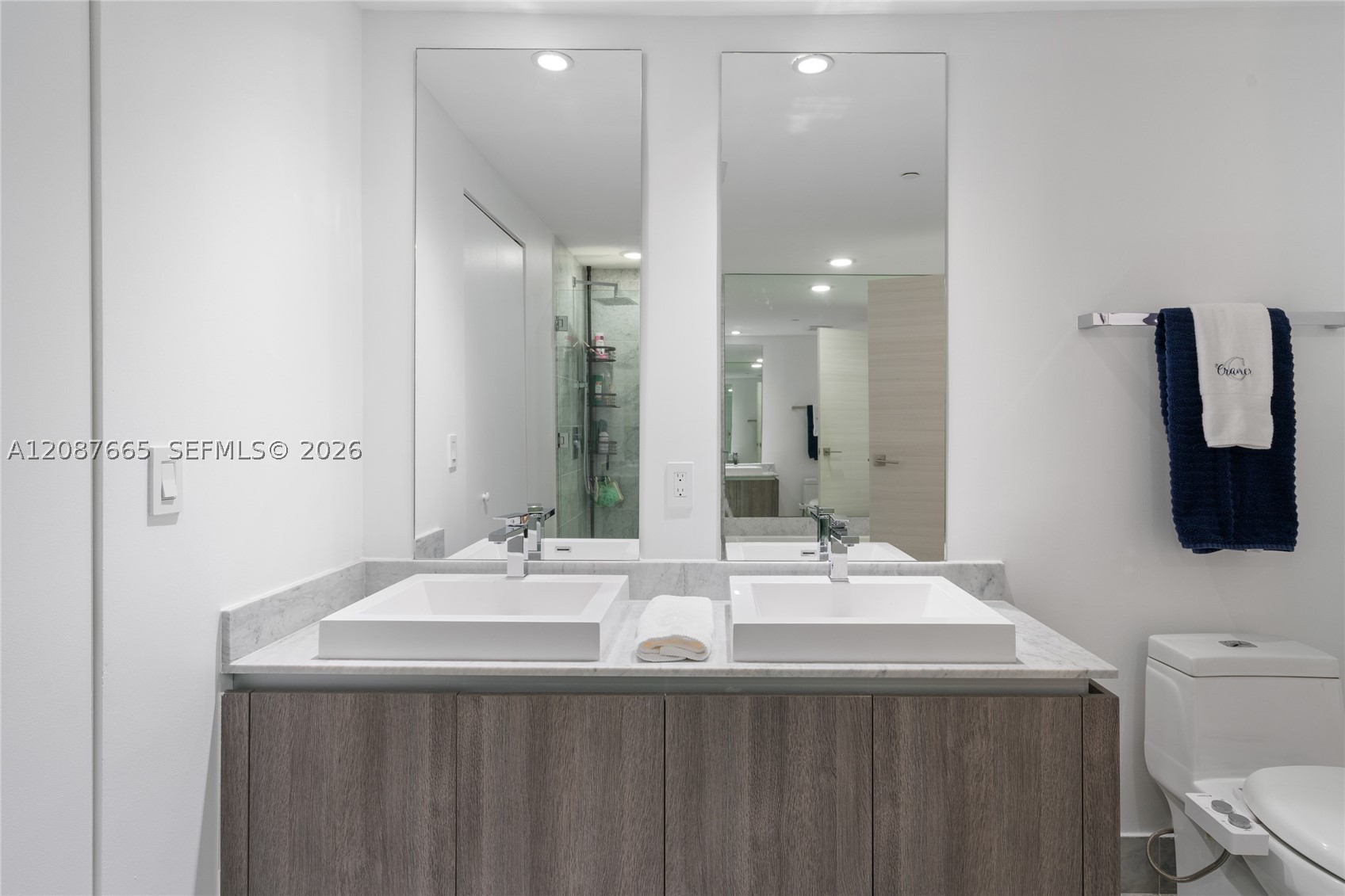 801 S Miami Ave #1002, Miami FL 33130