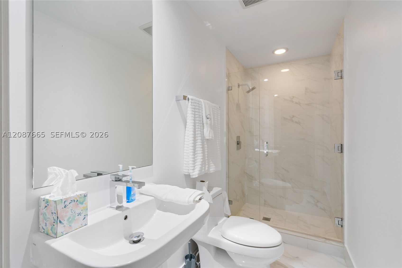 801 S Miami Ave #1002, Miami FL 33130