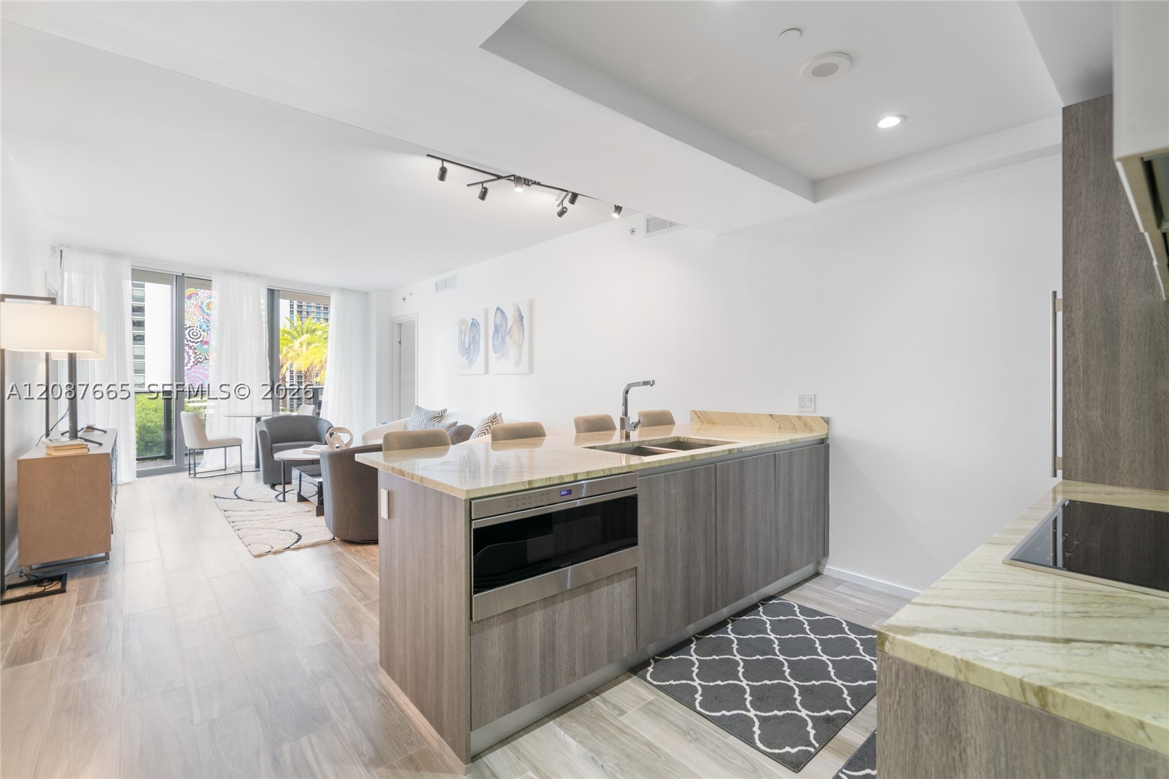 801 S Miami Ave #1002, Miami FL 33130
