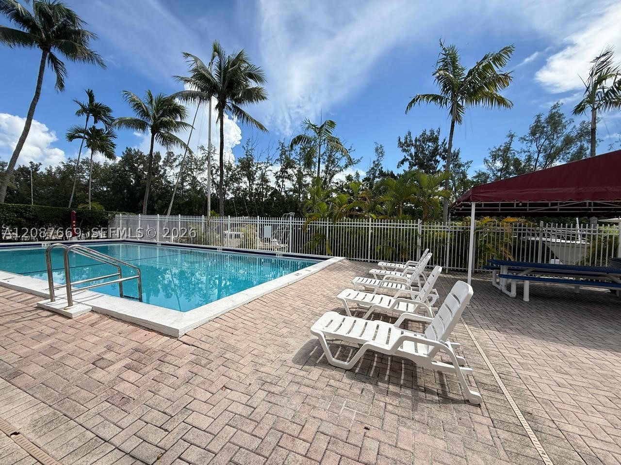 3660 NE 166th St #212, North Miami Beach FL 33160