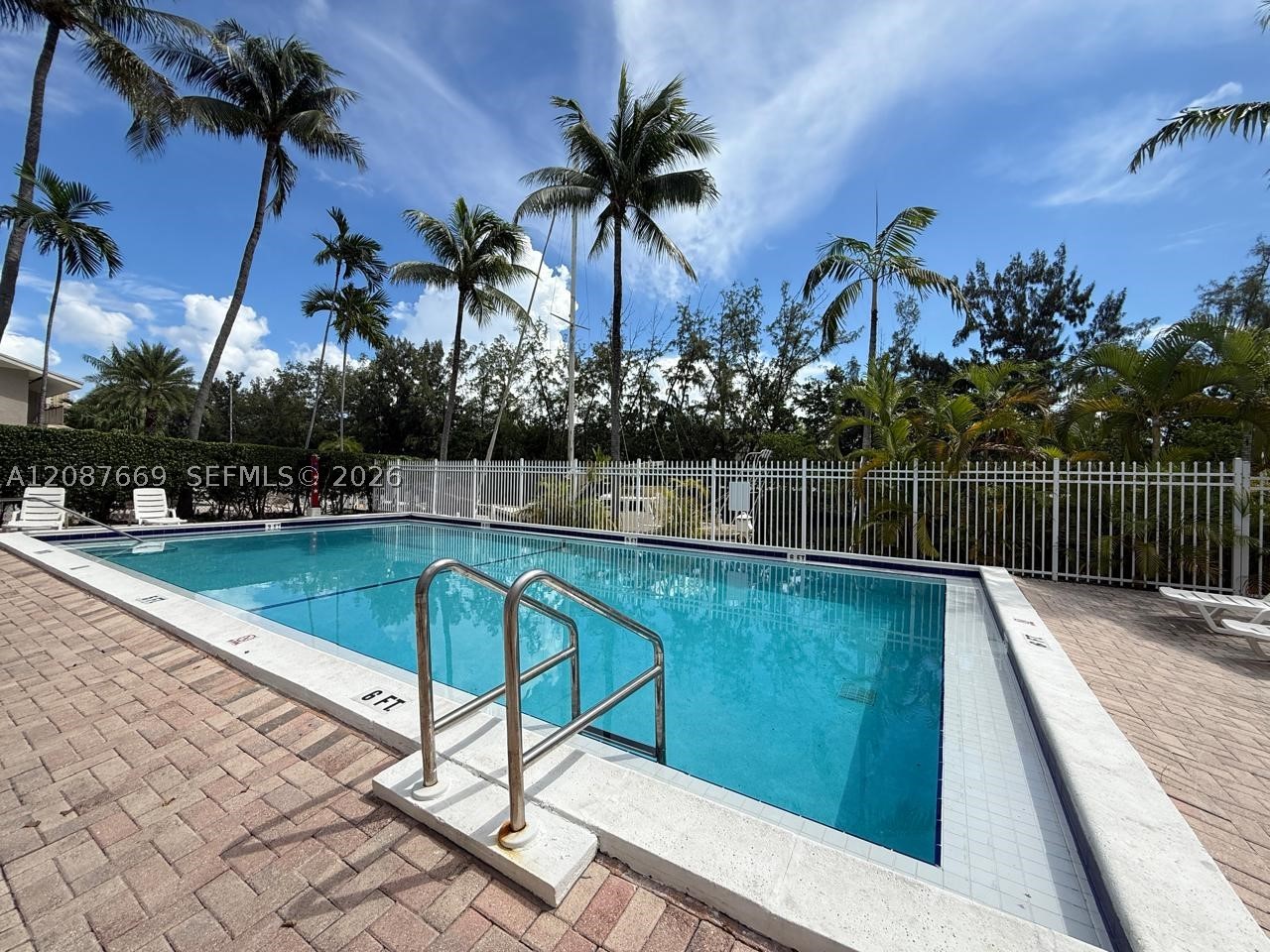 3660 NE 166th St #212, North Miami Beach FL 33160