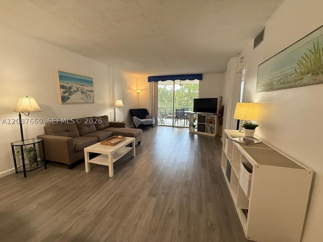 3660 NE 166th St #212, North Miami Beach FL 33160