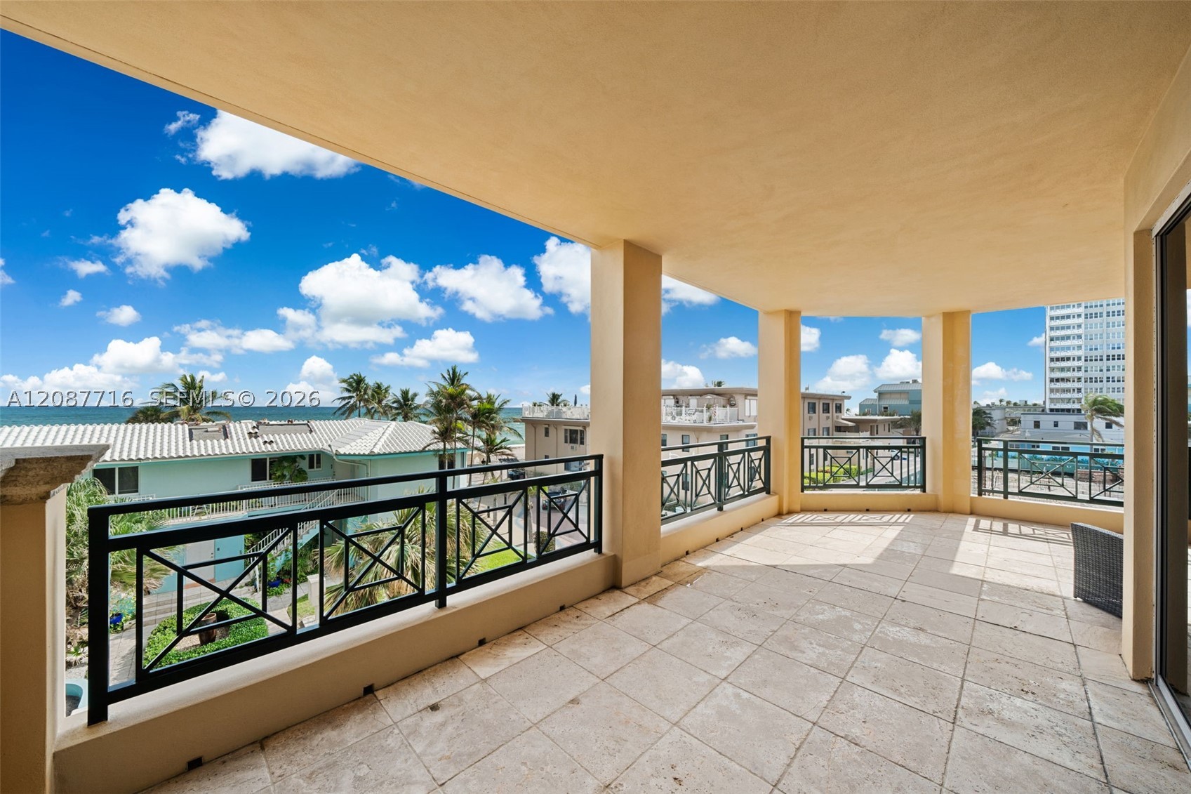 3415 N Ocean Dr #204, Hollywood FL 33019