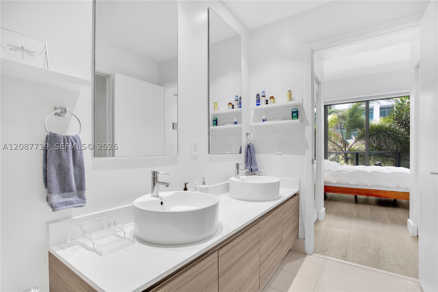 121 NE 34th St #L202, Miami FL 33137