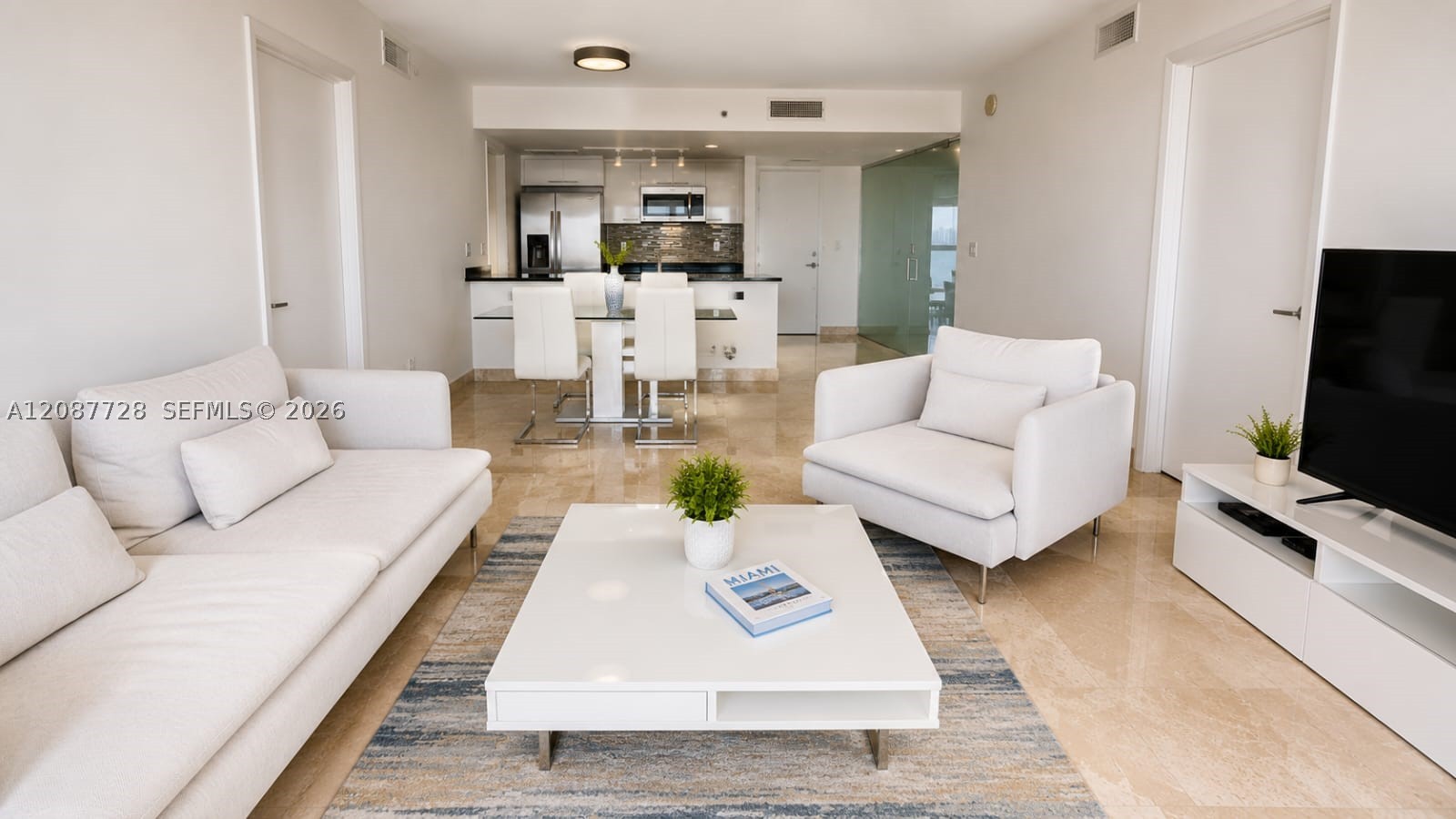 50 Biscayne Blvd #4106, Miami FL 33132