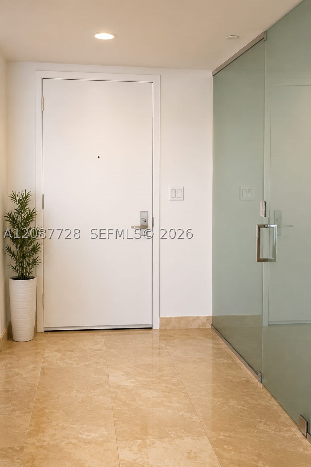 50 Biscayne Blvd #4106, Miami FL 33132