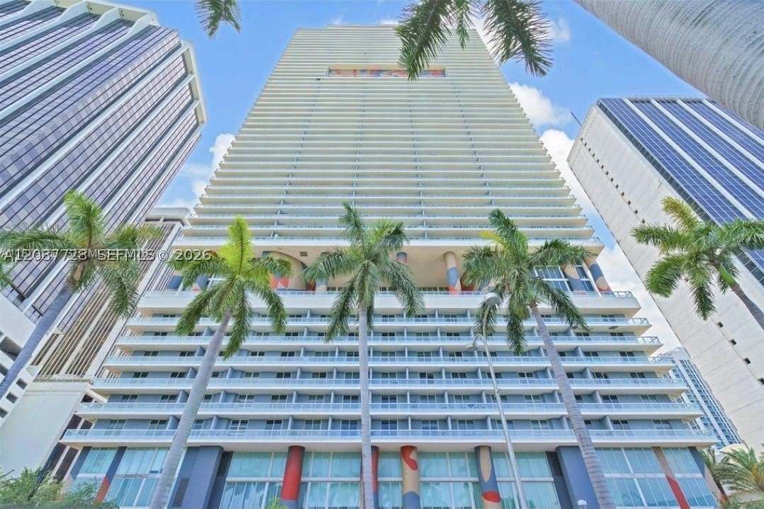 50 Biscayne Blvd #4106, Miami FL 33132