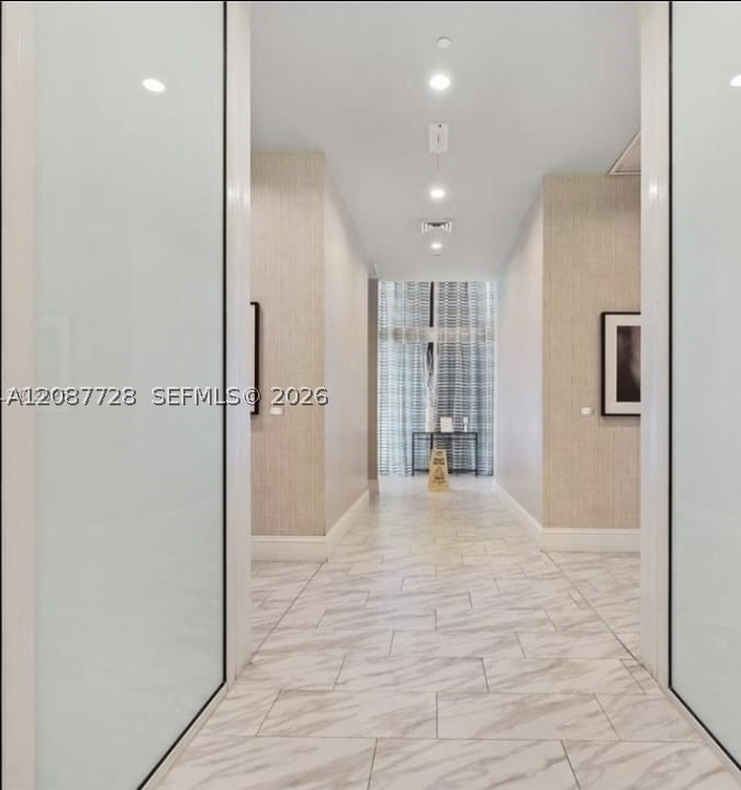 50 Biscayne Blvd #4106, Miami FL 33132