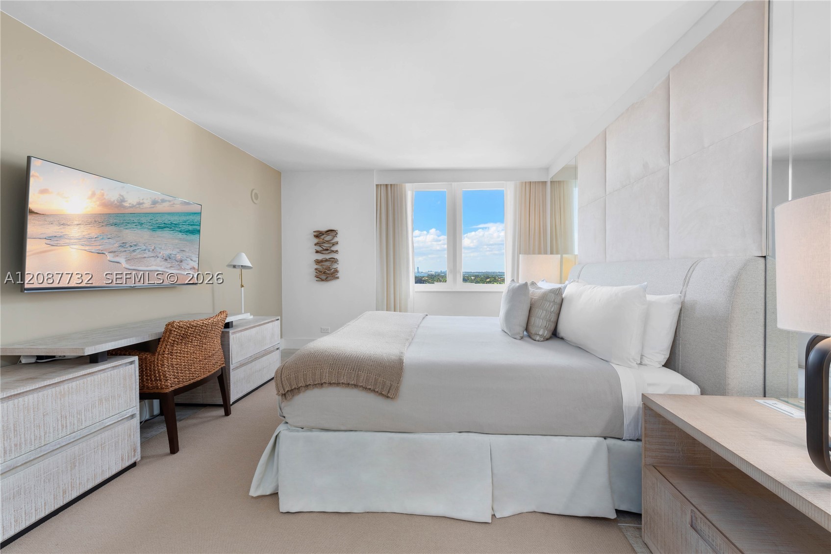 102 24th St #1531, Miami Beach FL 33139