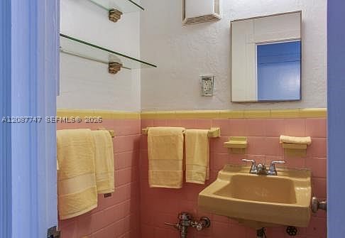 Miami Beach FL 33140 - A12087747