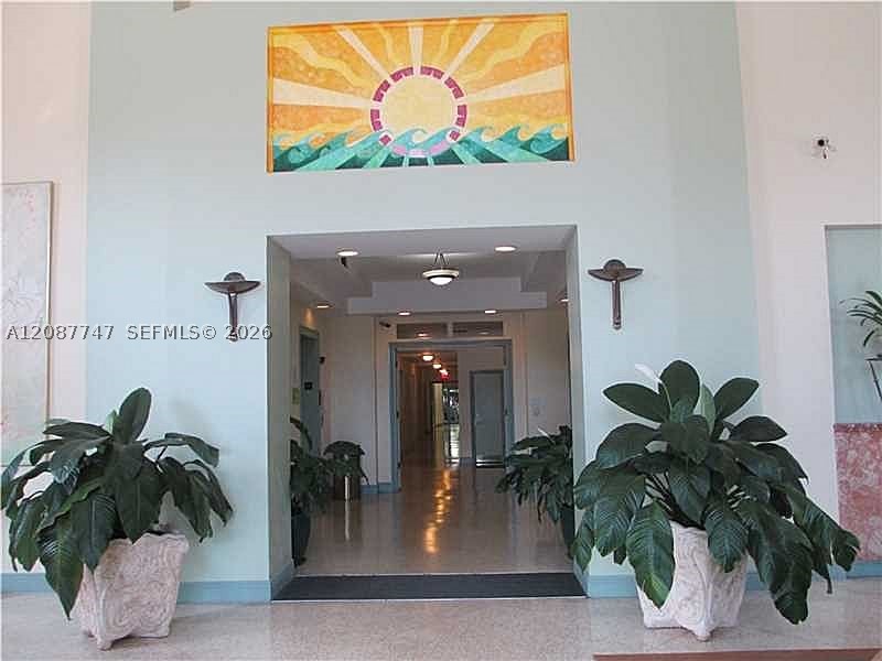 Miami Beach FL 33140 - A12087747
