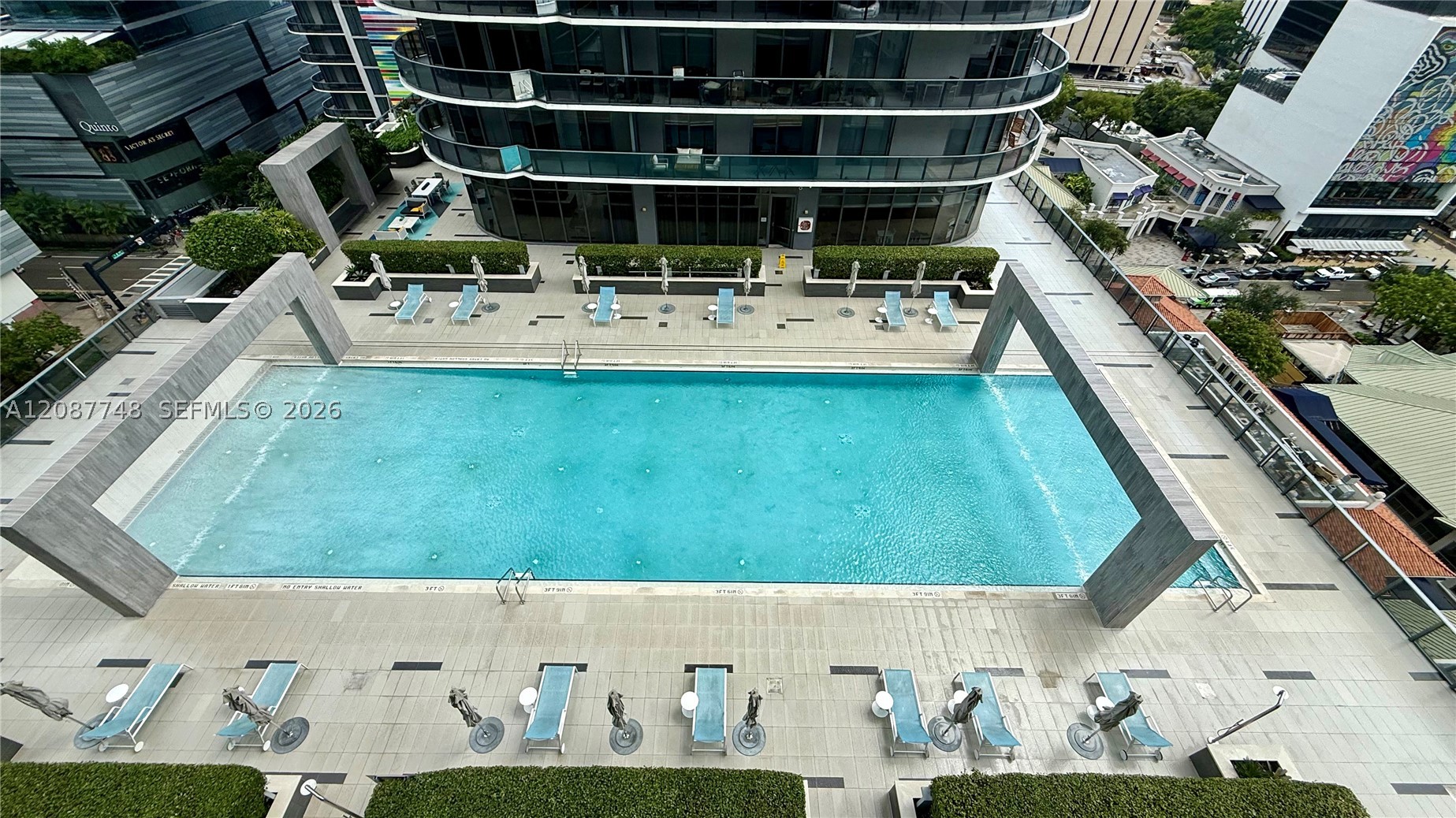 55 SW 9th St #1402, Miami FL 33130