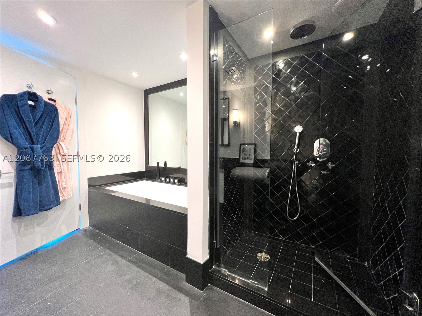 101 20th St #2108, Miami Beach FL 33139