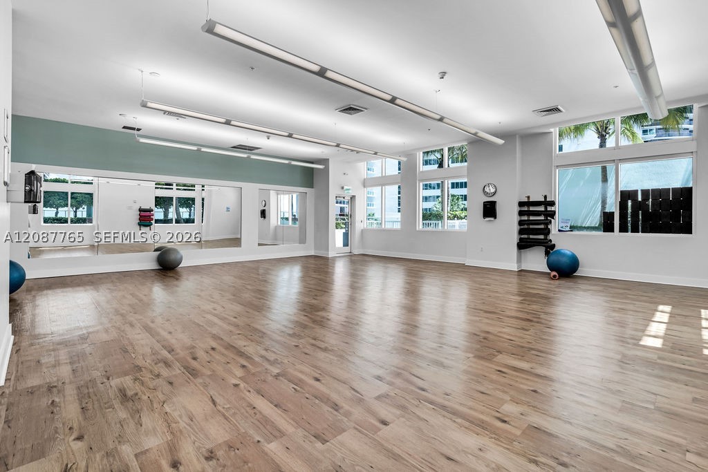 1900 N Bayshore Dr #5103, Miami FL 33132