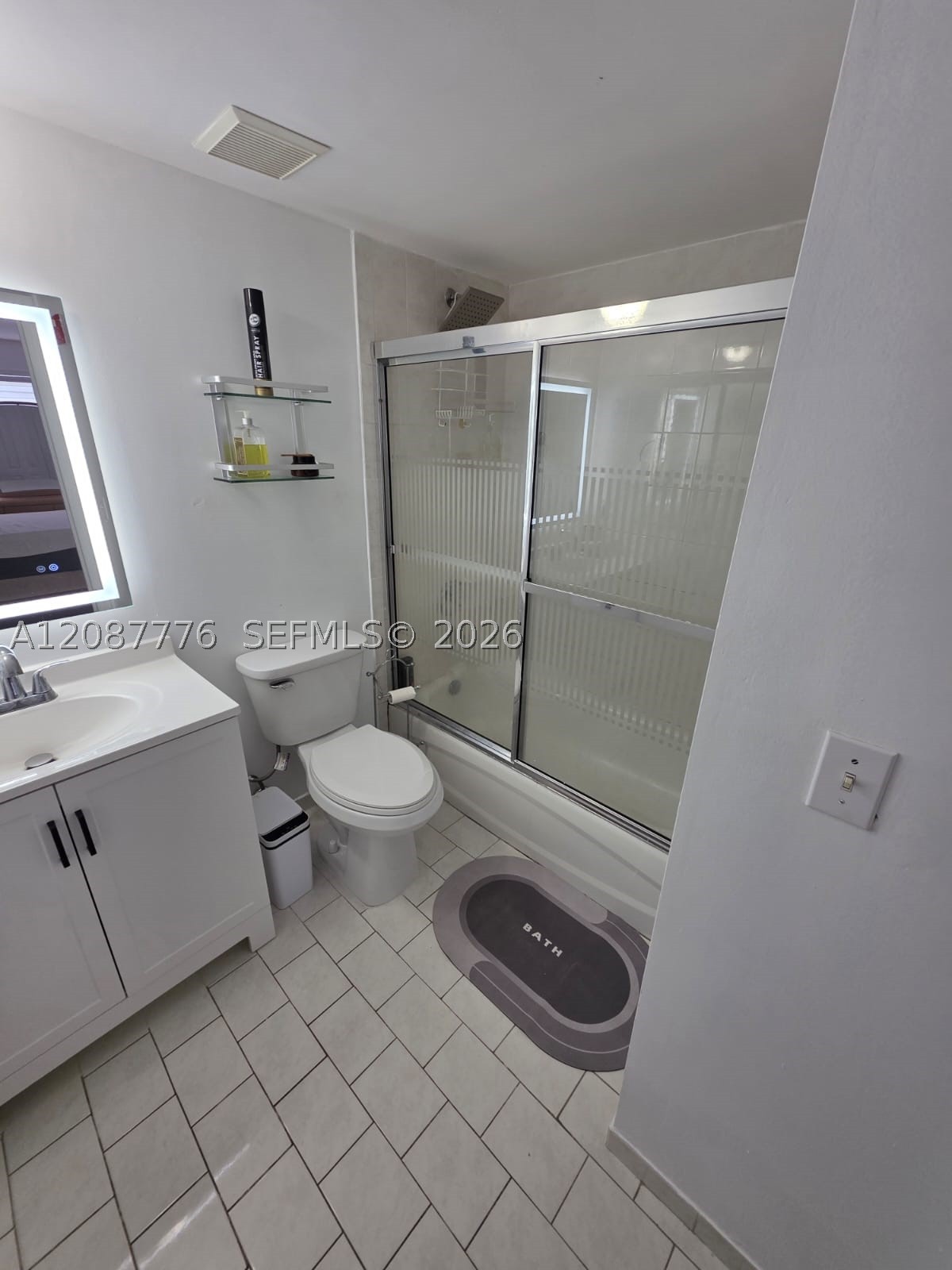 4691 NW 9th St #204, Miami FL 33126