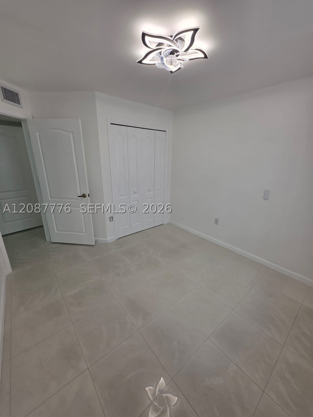 4691 NW 9th St #204, Miami FL 33126