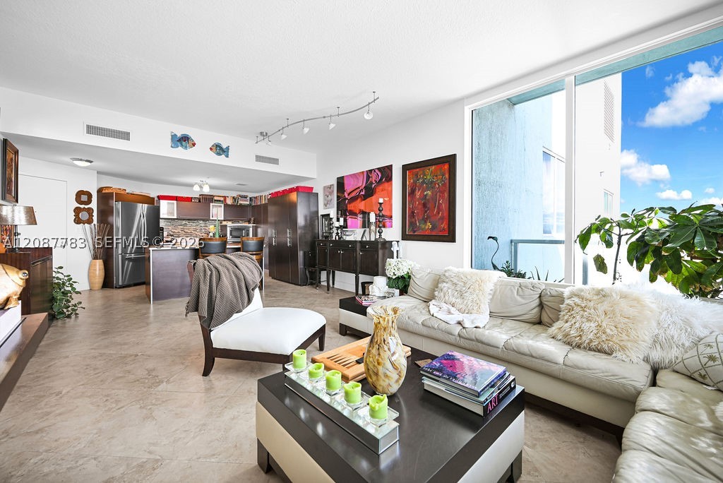1900 N Bayshore Dr #5103, Miami FL 33132