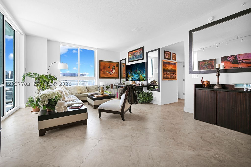 1900 N Bayshore Dr #5103, Miami FL 33132