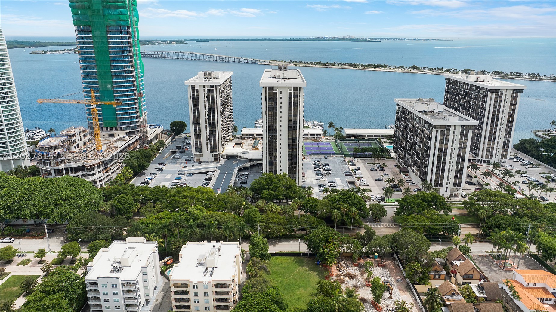 1901 Brickell Ave #B1702, Miami FL 33129