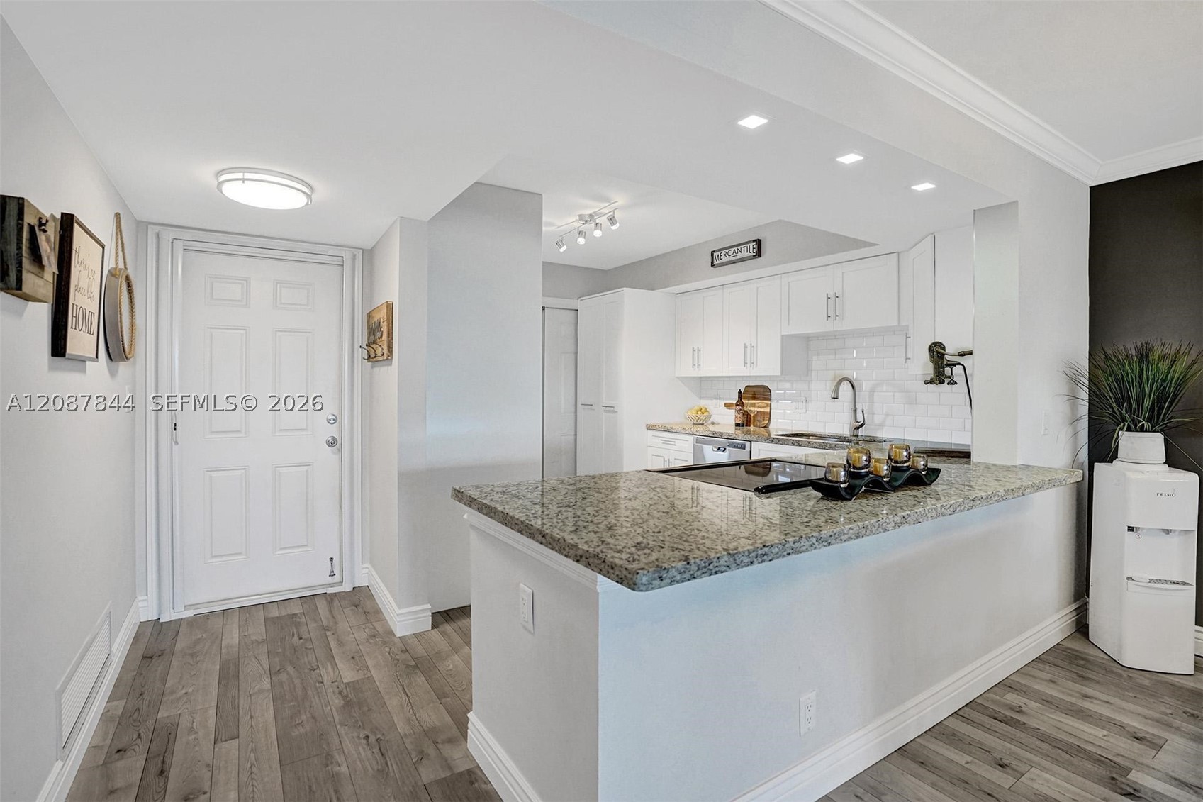 3111 NE 51st St #305C, Fort Lauderdale FL 33308
