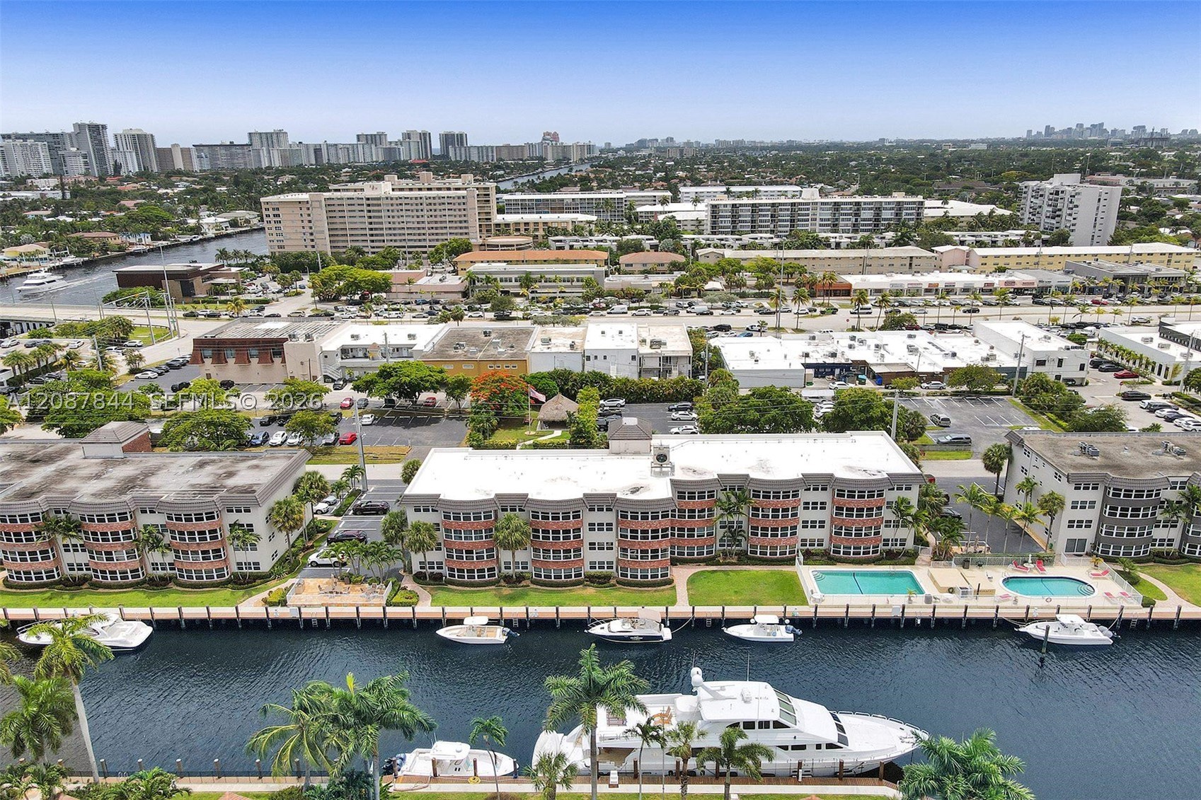 3111 NE 51st St #305C, Fort Lauderdale FL 33308