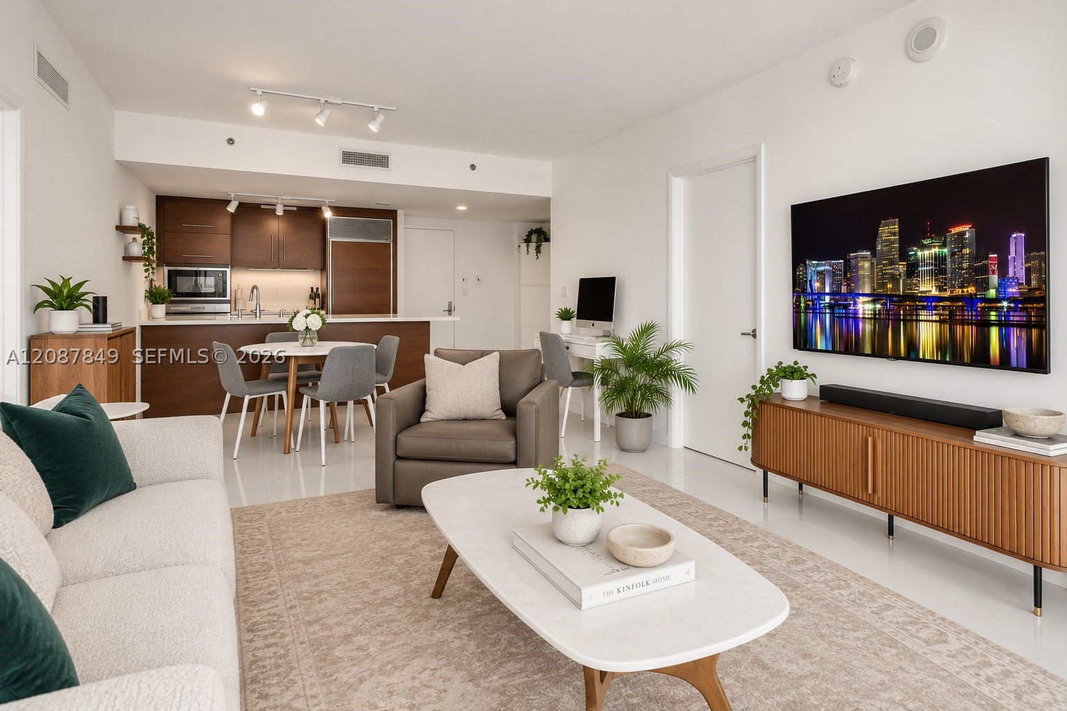 475 Brickell Ave #3609, Miami FL 33131