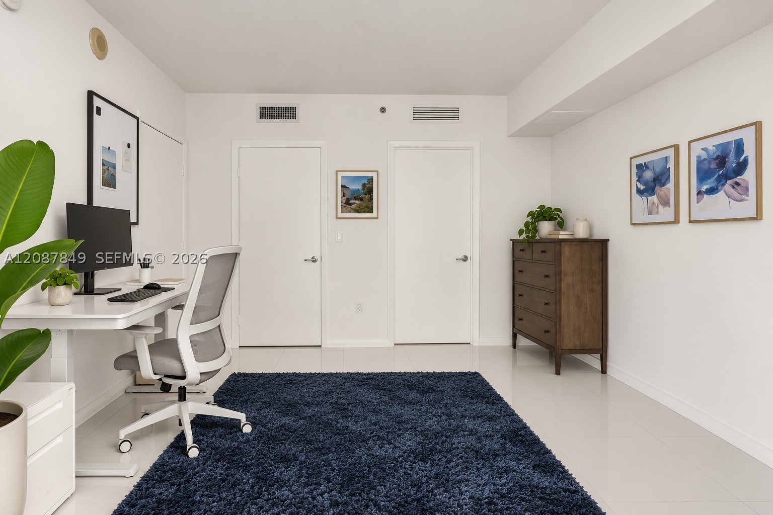 475 Brickell Ave #3609, Miami FL 33131