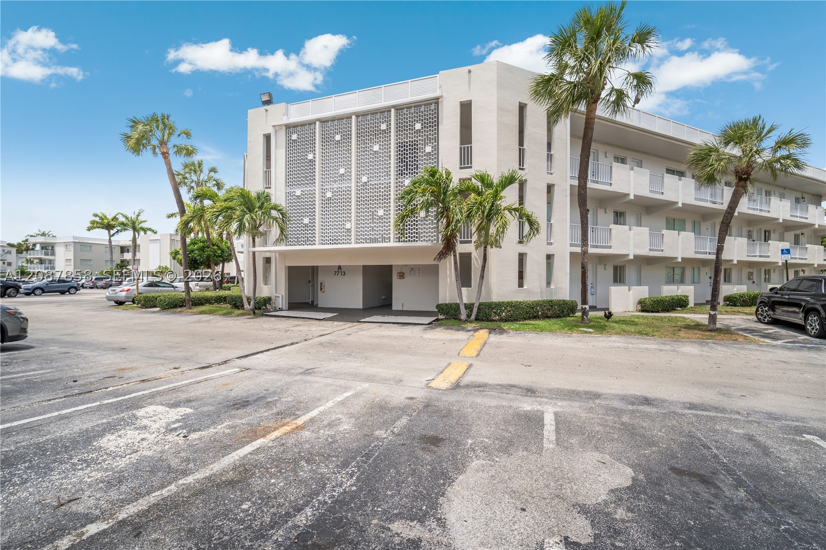 Miami FL 33156 - A12087858