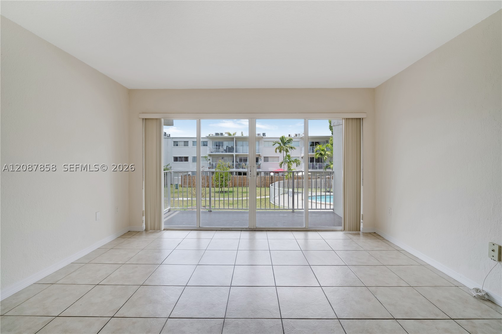 Miami FL 33156 - A12087858