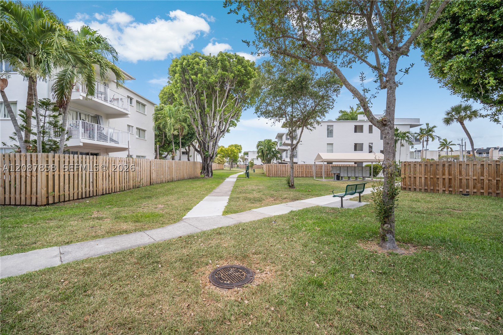 Miami FL 33156 - A12087858