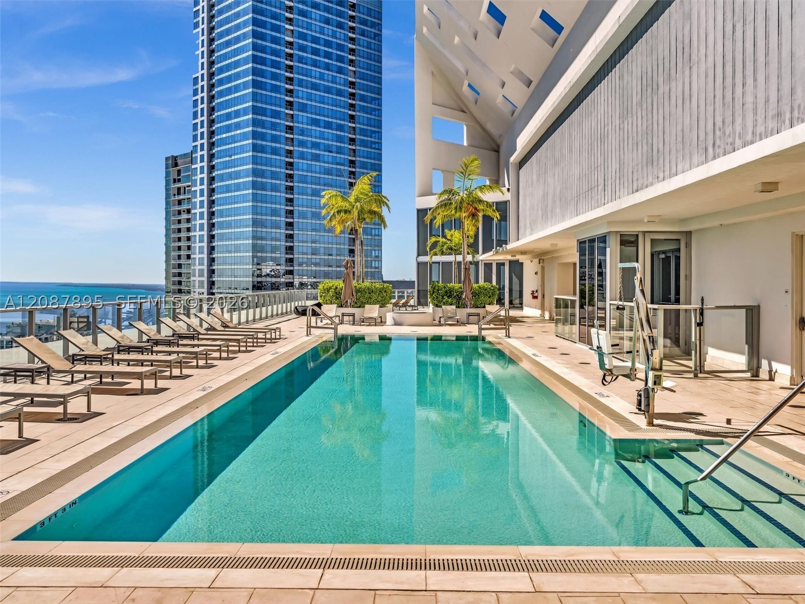 1300 NE Brickell Bay Dr #2905, Miami FL 33131