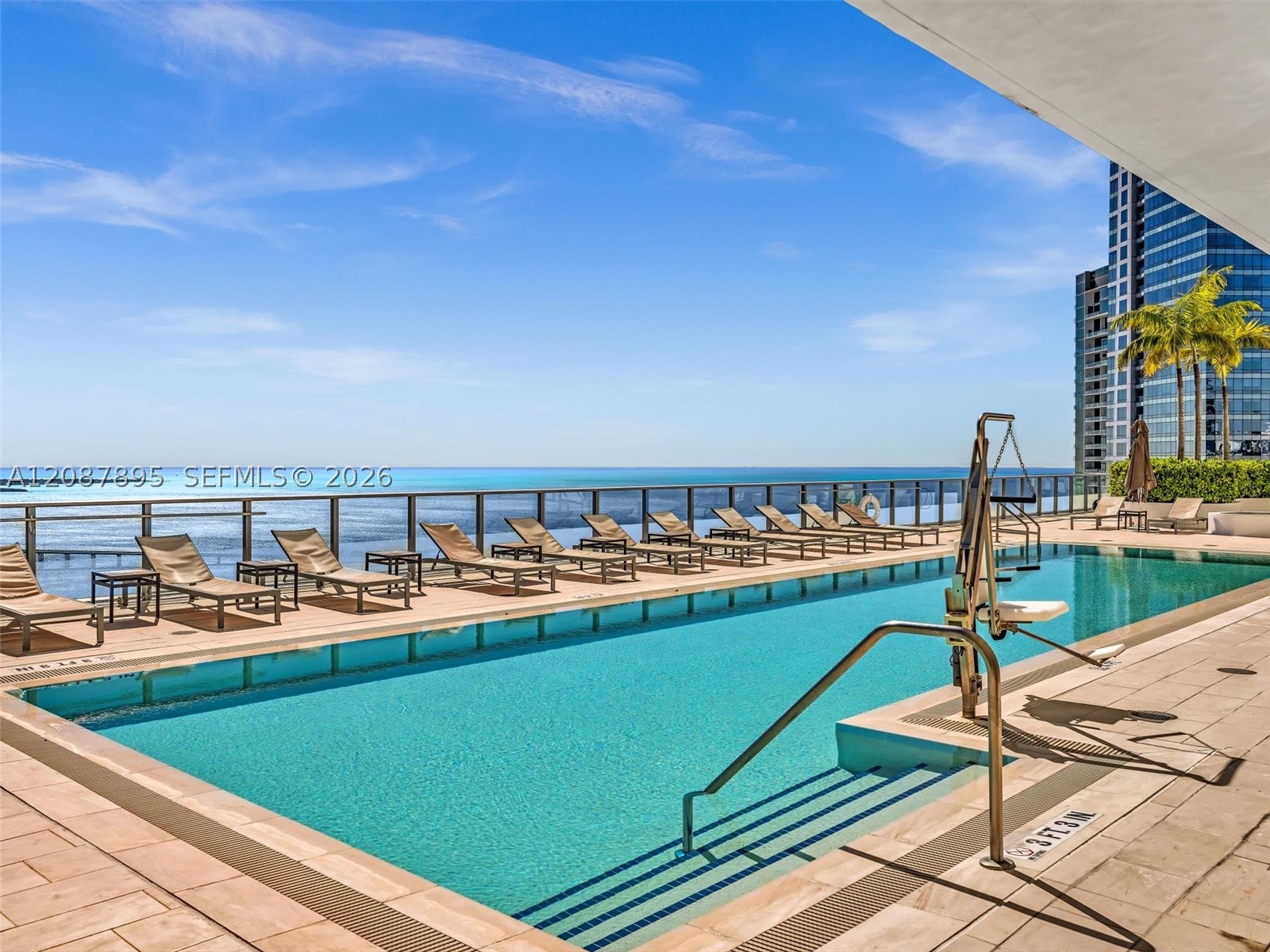 1300 NE Brickell Bay Dr #2905, Miami FL 33131