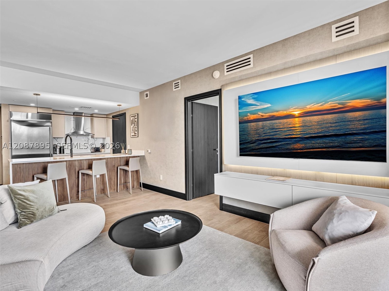 1300 NE Brickell Bay Dr #2905, Miami FL 33131
