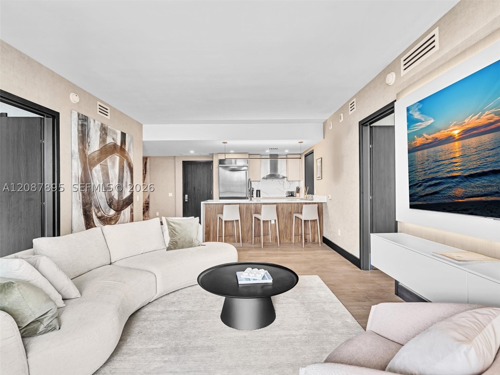 1300 NE Brickell Bay Dr #2905, Miami FL 33131