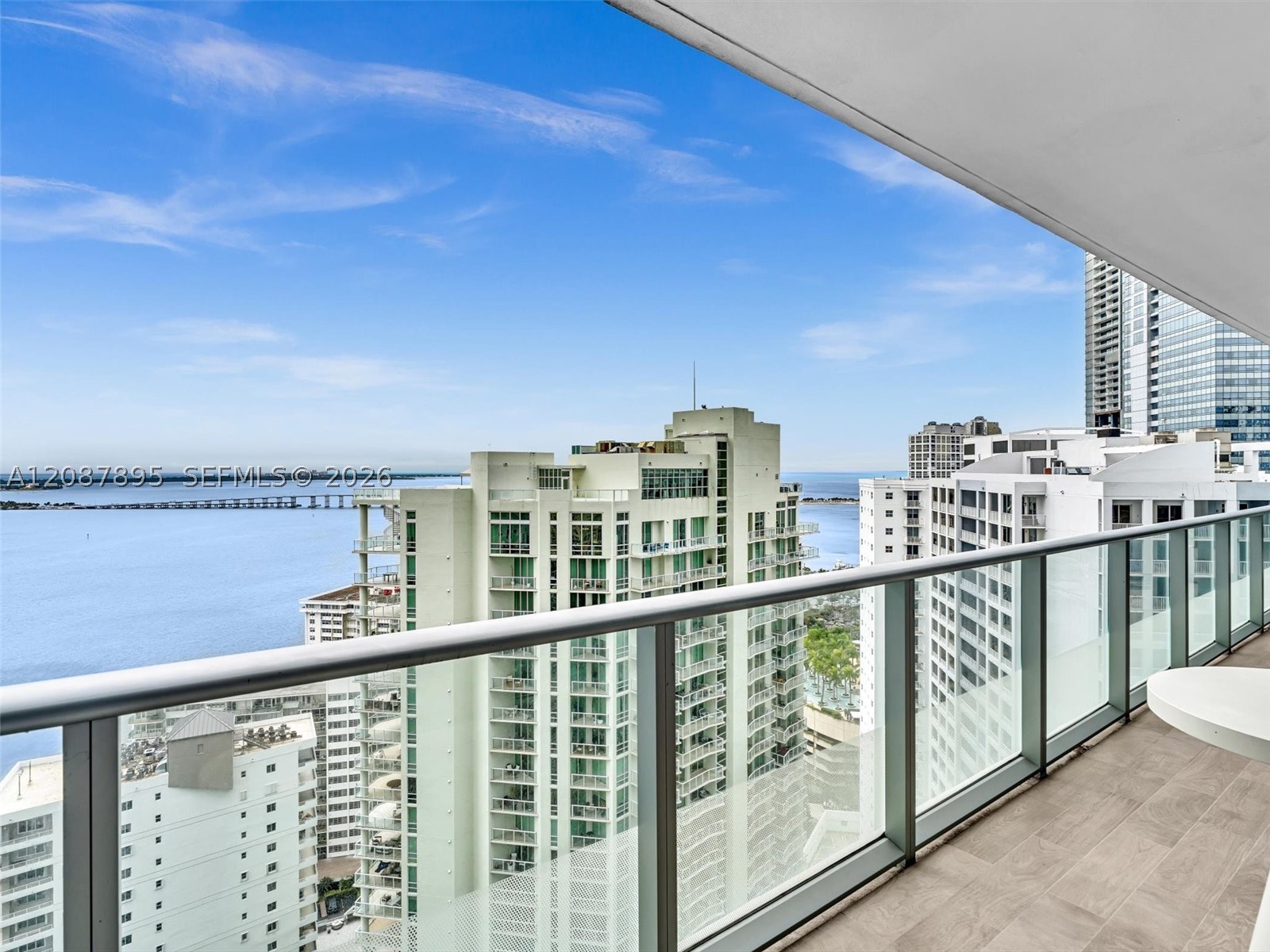 1300 NE Brickell Bay Dr #2905, Miami FL 33131