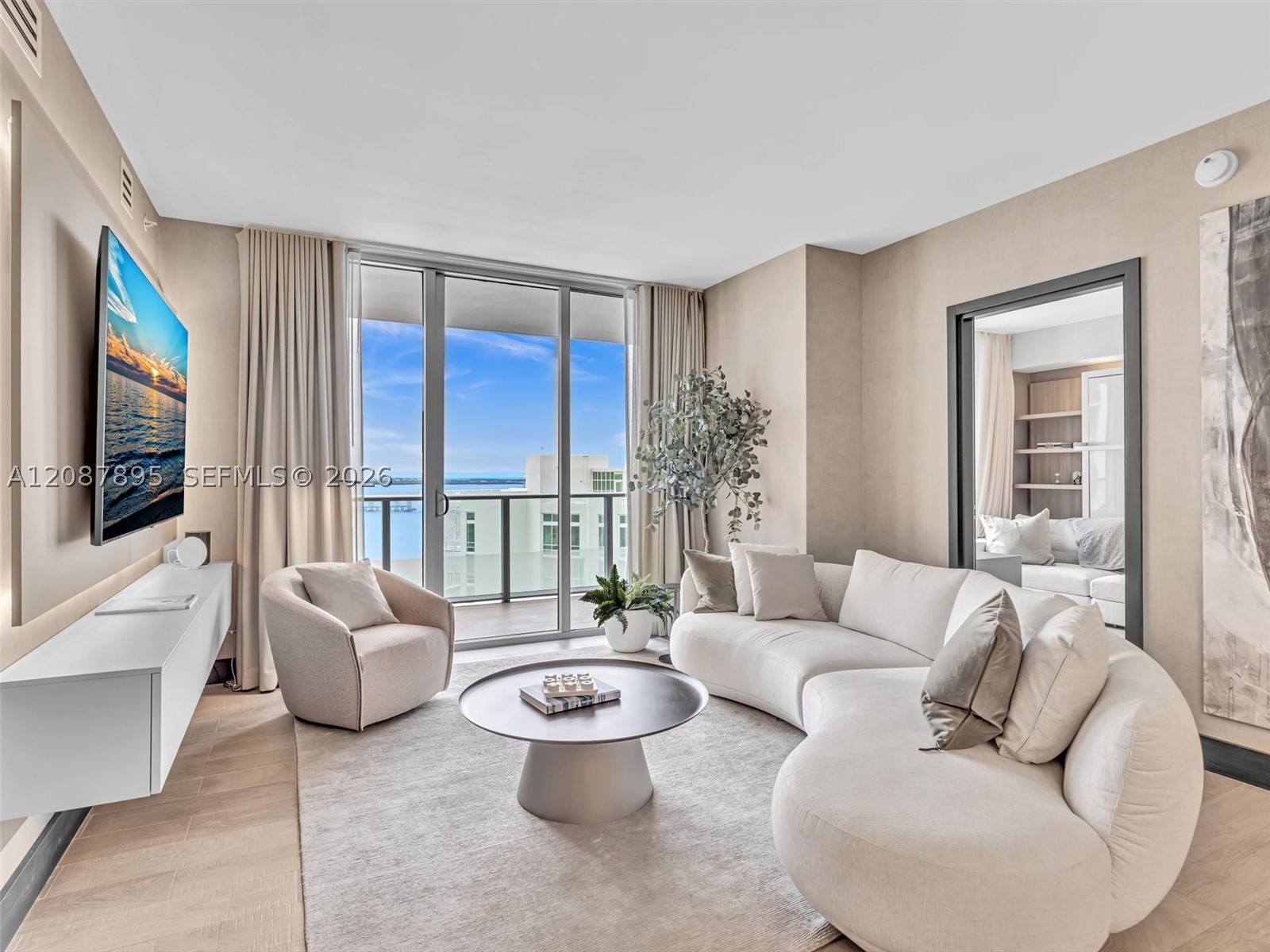 1300 NE Brickell Bay Dr #2905, Miami FL 33131