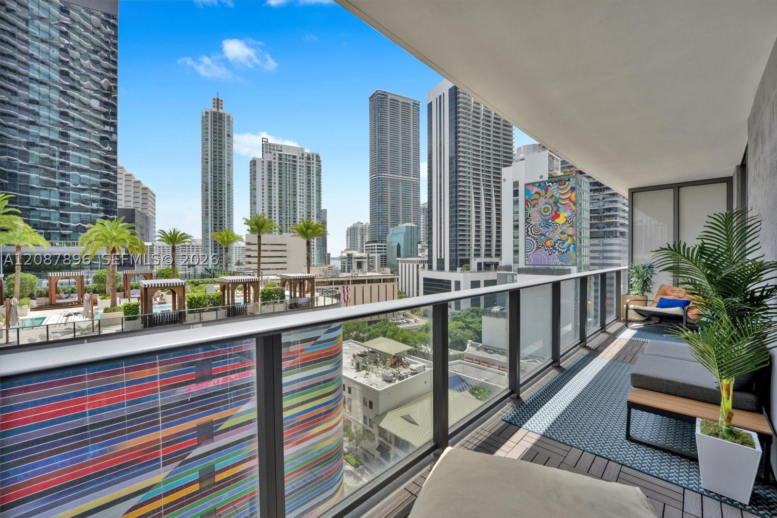 45 SW 9th St #1002, Miami FL 33130