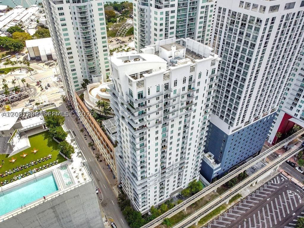 234 NE 3rd St #1701, Miami FL 33132