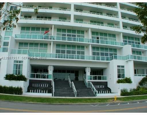 Miami FL 33132 - A12087917