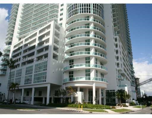 Miami FL 33132 - A12087917