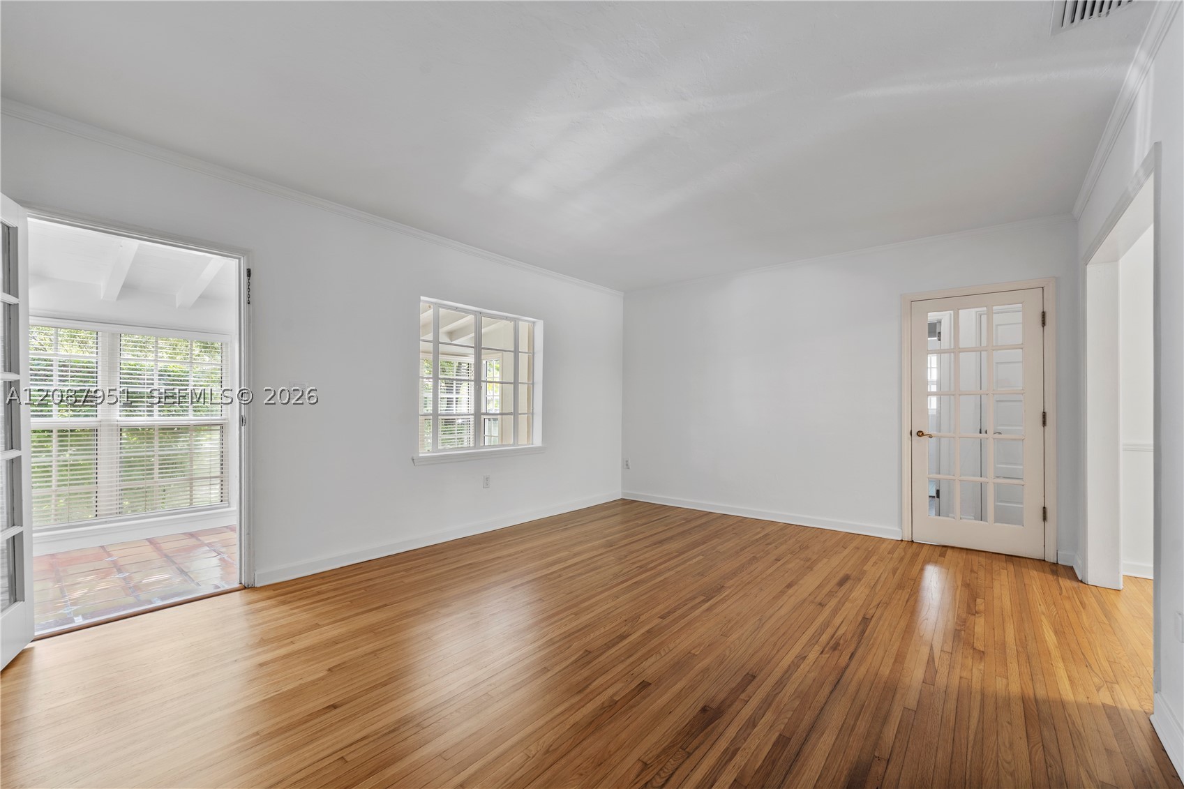 836 Alberca St, Coral Gables FL 33134