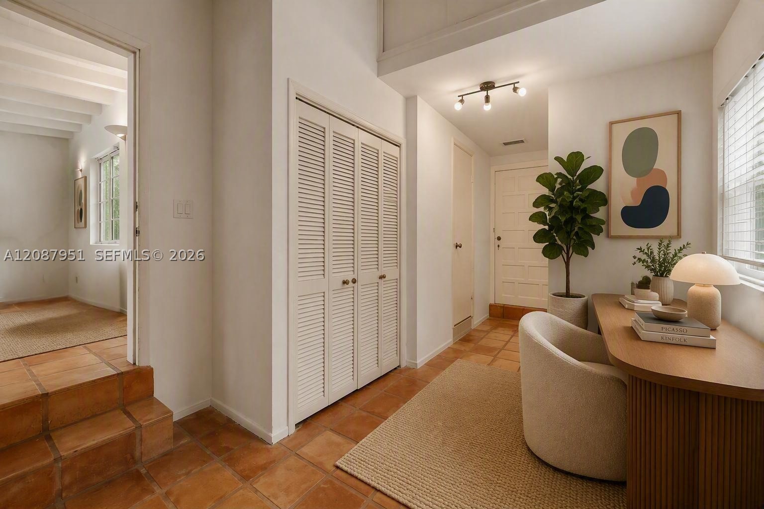 836 Alberca St, Coral Gables FL 33134