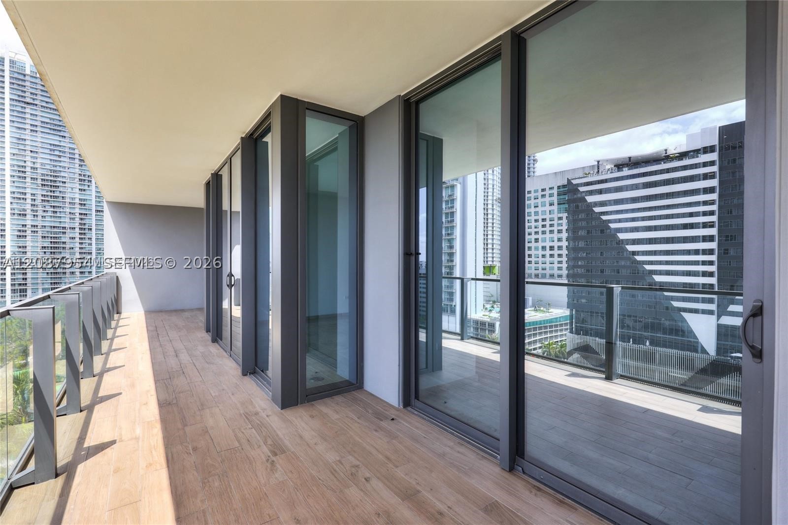 88 SW 7th St #904, Miami FL 33130