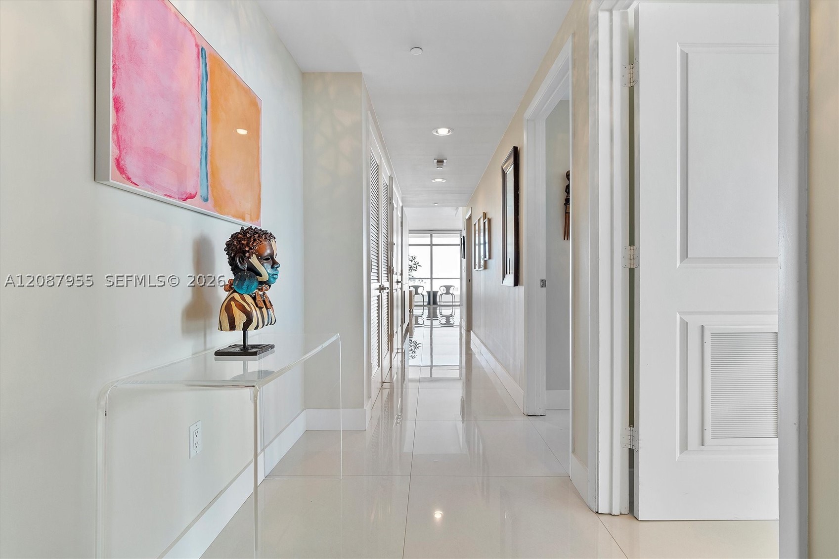 3737 Collins Ave #S-804, Miami Beach FL 33140