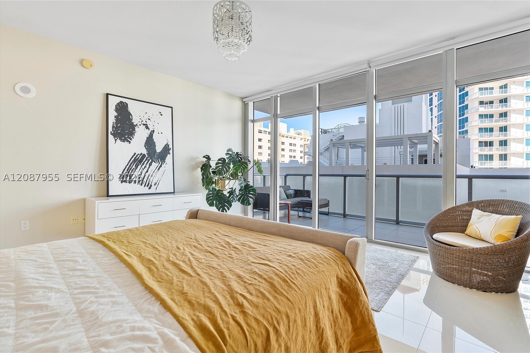 3737 Collins Ave #S-804, Miami Beach FL 33140